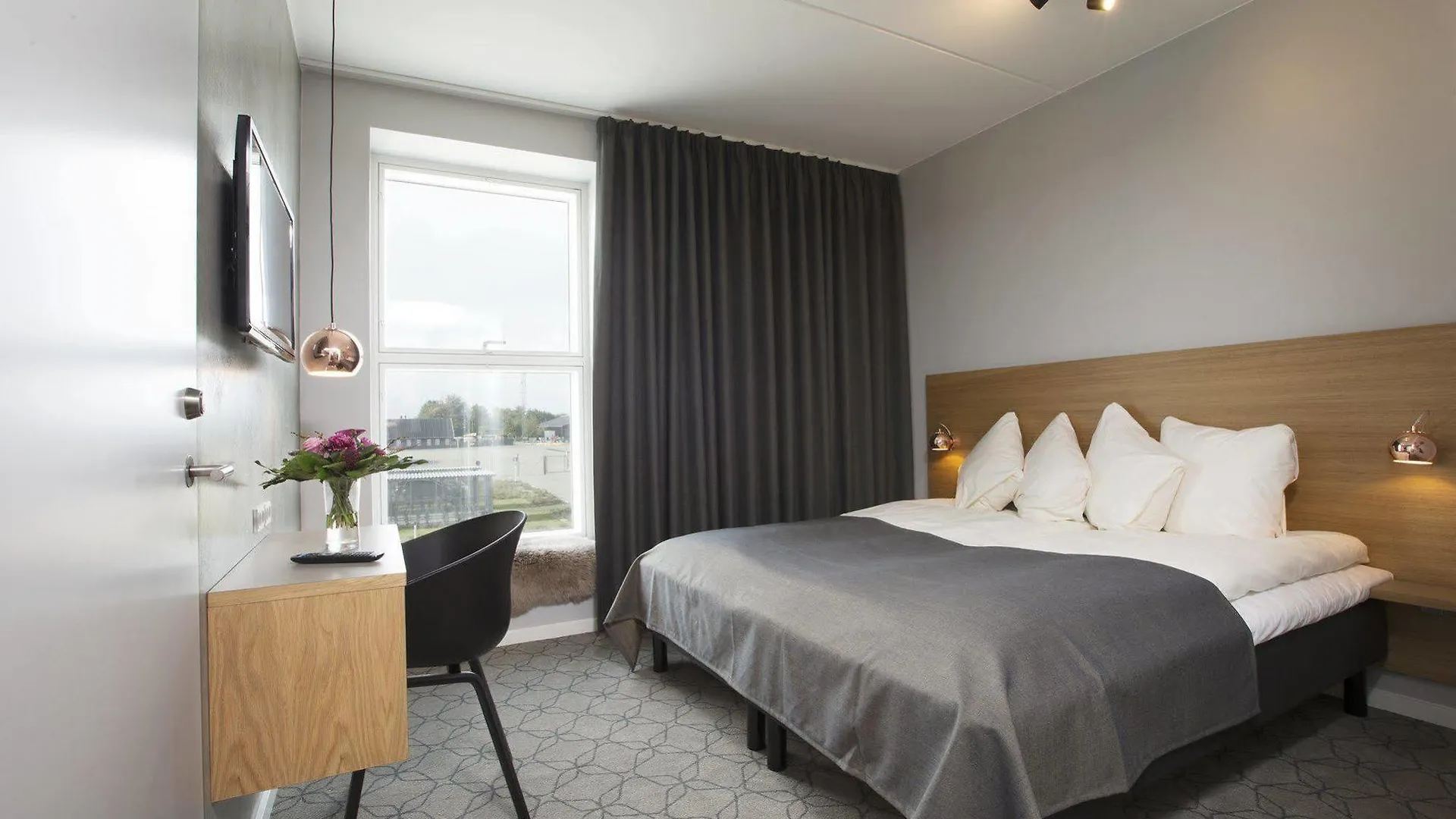 Aalborg Airport Hotel 4*,  Danmark